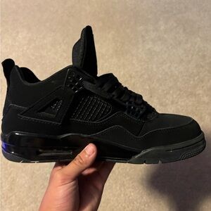 Jordan 4 black cat